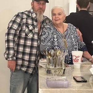 Meet your Posher, Linda